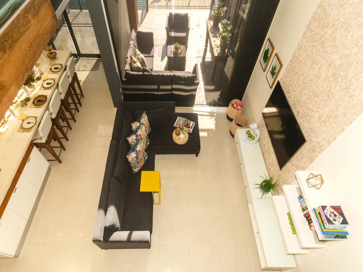 Quayside Waterfront Apartment 다반 외부 사진