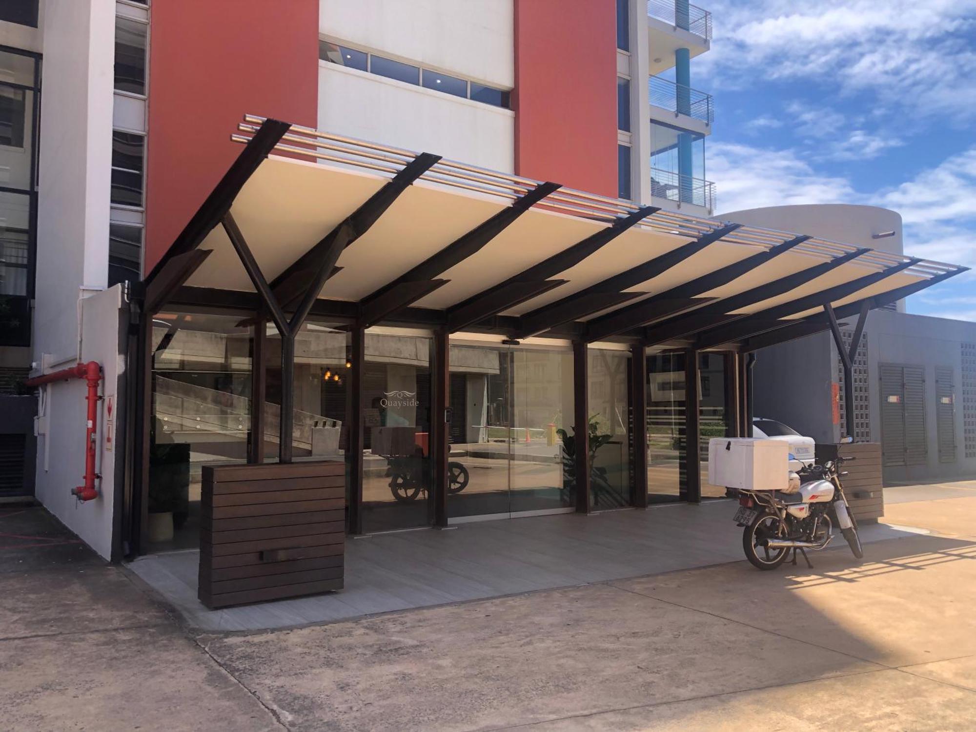 Quayside Waterfront Apartment 다반 외부 사진